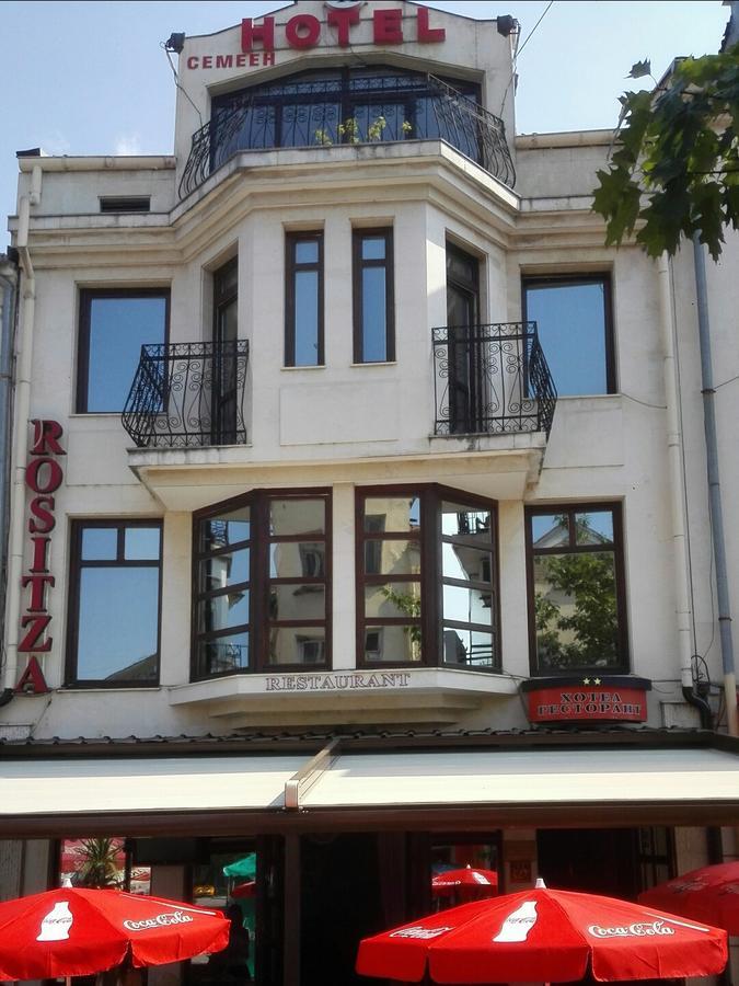 Family Hotel Rositsa Sevlievo Luaran gambar